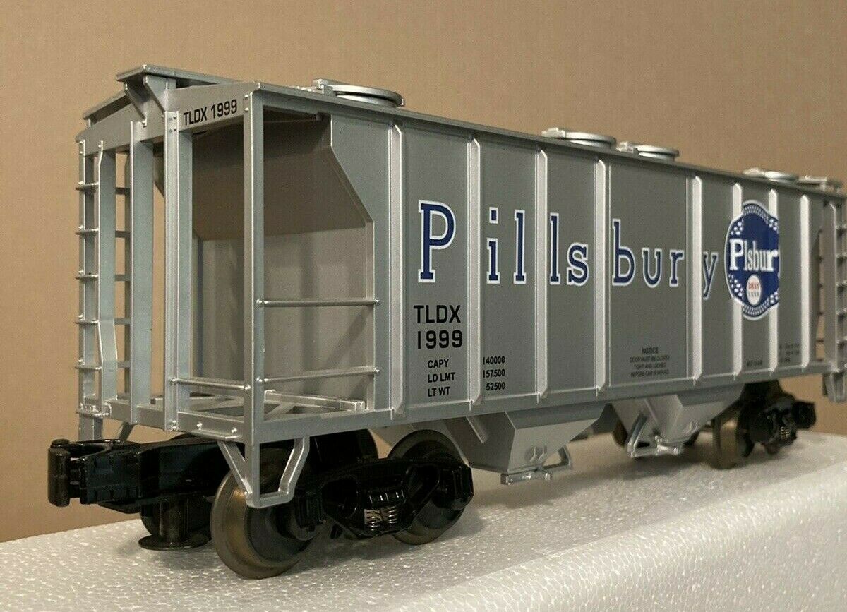 Mth. Premier.  Pillsbury.  Ps-2 Covered Hopper.  #1999.  O-scale.  3-rail