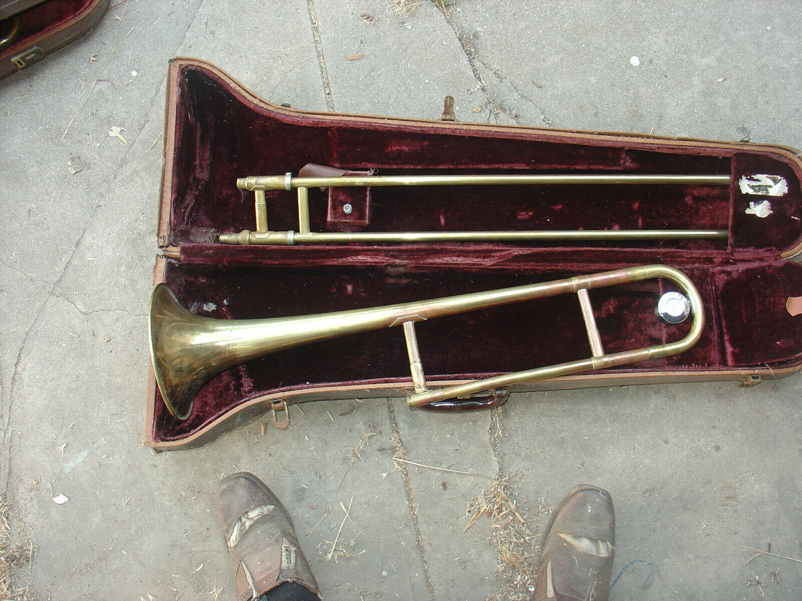 Olds Ambassador Los Angeles Trombone  With A Mouthpiece