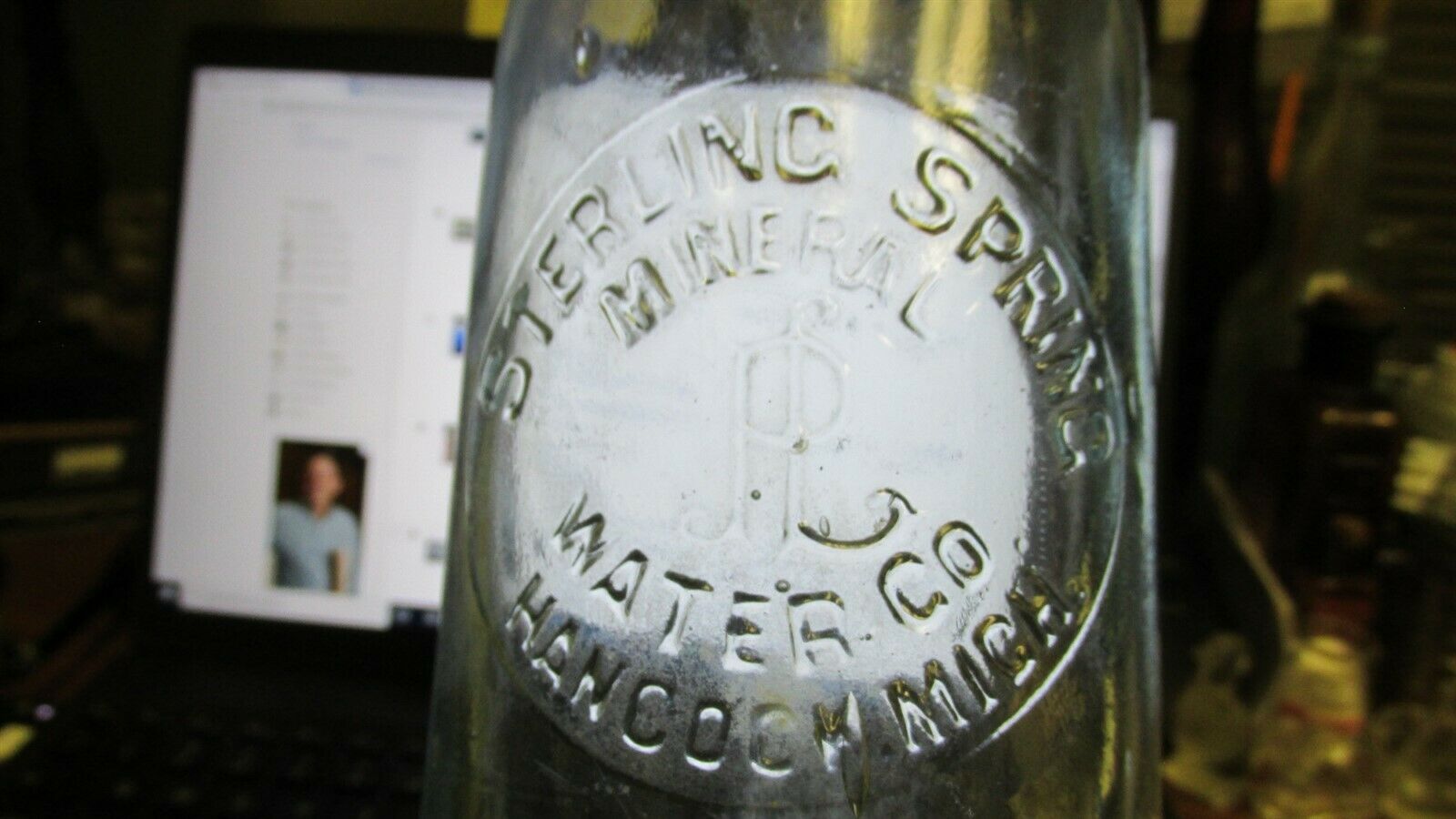 Hancock, Mich Sterling Spring Mineral Water Crown Top Aqua Soda Bottle