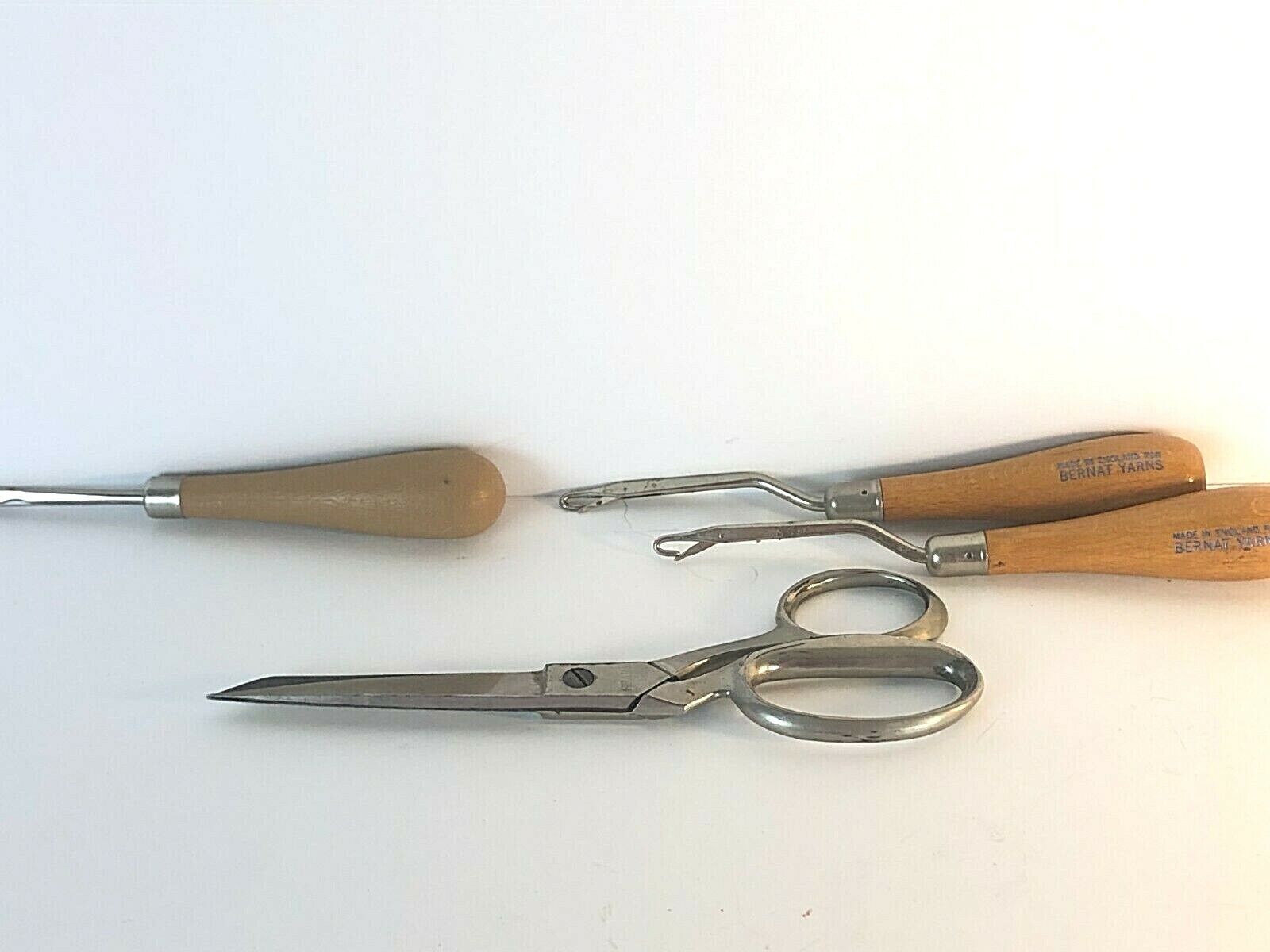 3 Vtg Wood Handle Bernat Punch Needle Latch Hooks -england & Scissors-italy